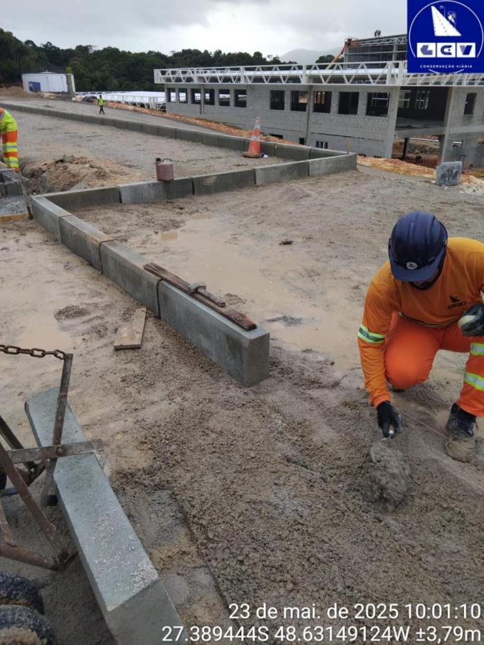 Obra MERCADO LIVRE-Governador Celso Ramos/SC