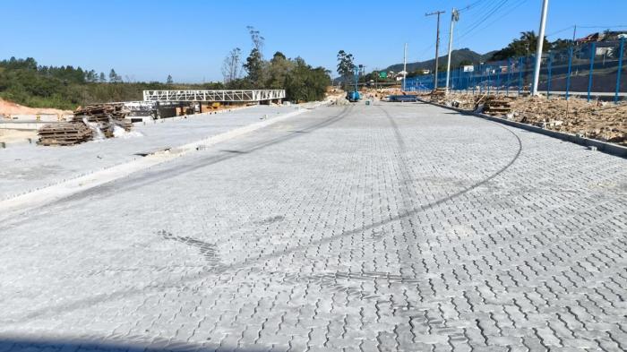 Obra MERCADO LIVRE-Governador Celso Ramos/SC