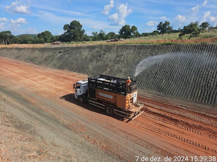 Obra da VALE- Ferrovia de Integração do Centro-Oeste (FICO)