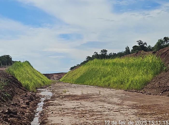 Obra da VALE- Ferrovia de Integração do Centro-Oeste (FICO)